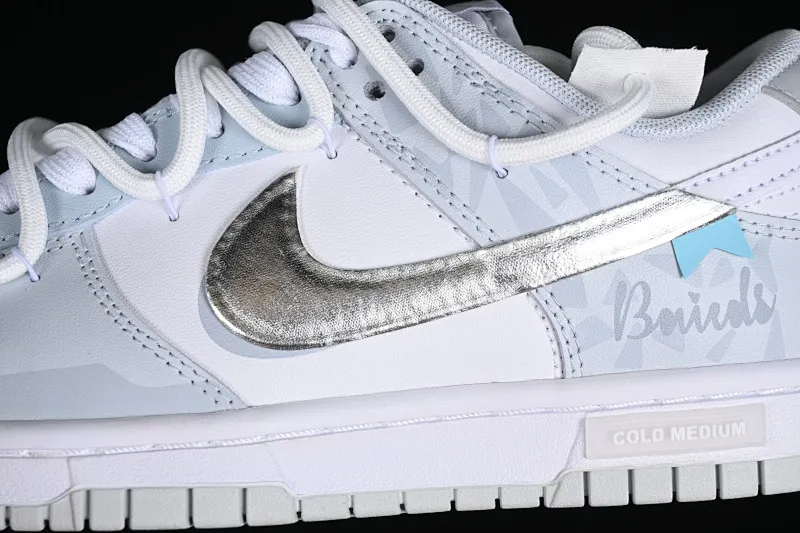 All categories Nk SB Dunk series Nk SB Dunk Low low-top sneakers Nk Dunk Low Retro light gray blue silver SB strap low-top casual sneakers HF0730-160